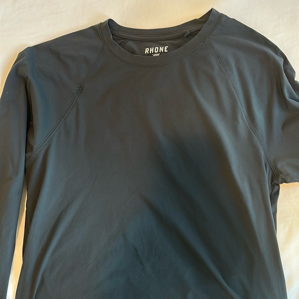 Rhône Reign Long Sleeve, Black Sized Small